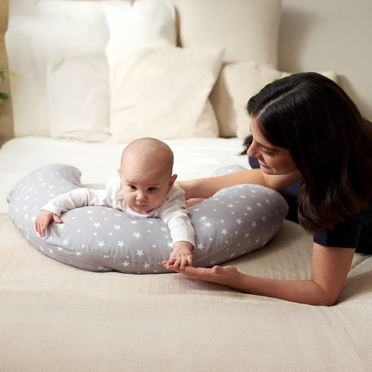 Coussin ergonomique de grossesse et d'allaitement - visuel 1